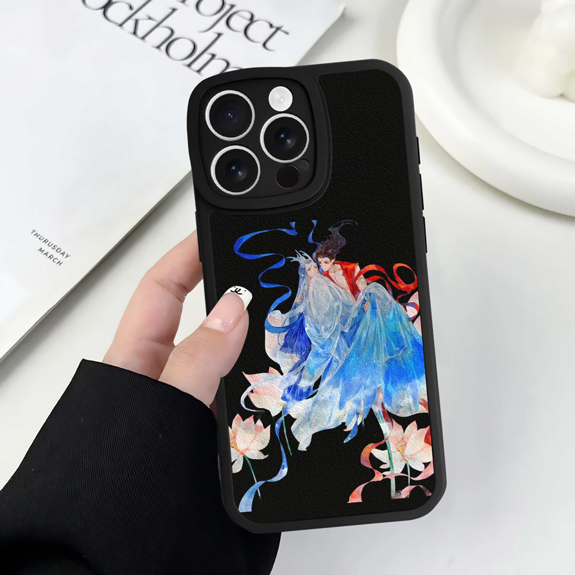 （画像用） Ne Zha 2 ナタ 魔童の大暴れ 【iPhone 16シリーズ対応】シリコンスマホケース（レザー調） 材質：シリコン